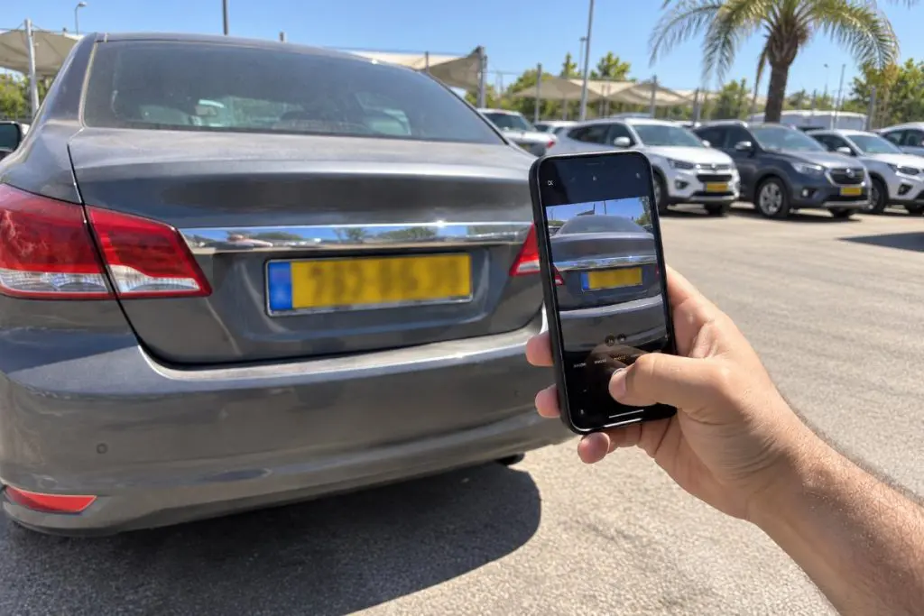 בדיקת רכב משומש לפי מספר רישוי במגרש מכוניות